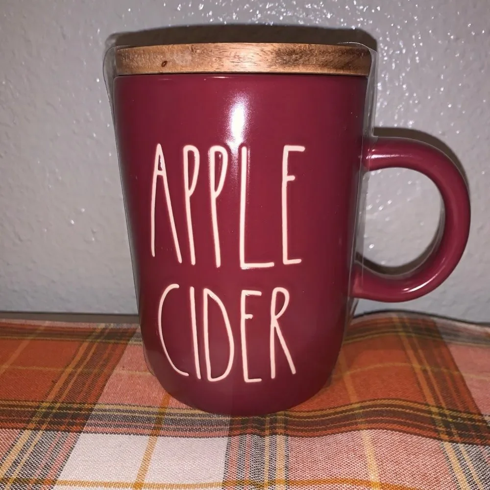Rae Dunn Apple cider mug